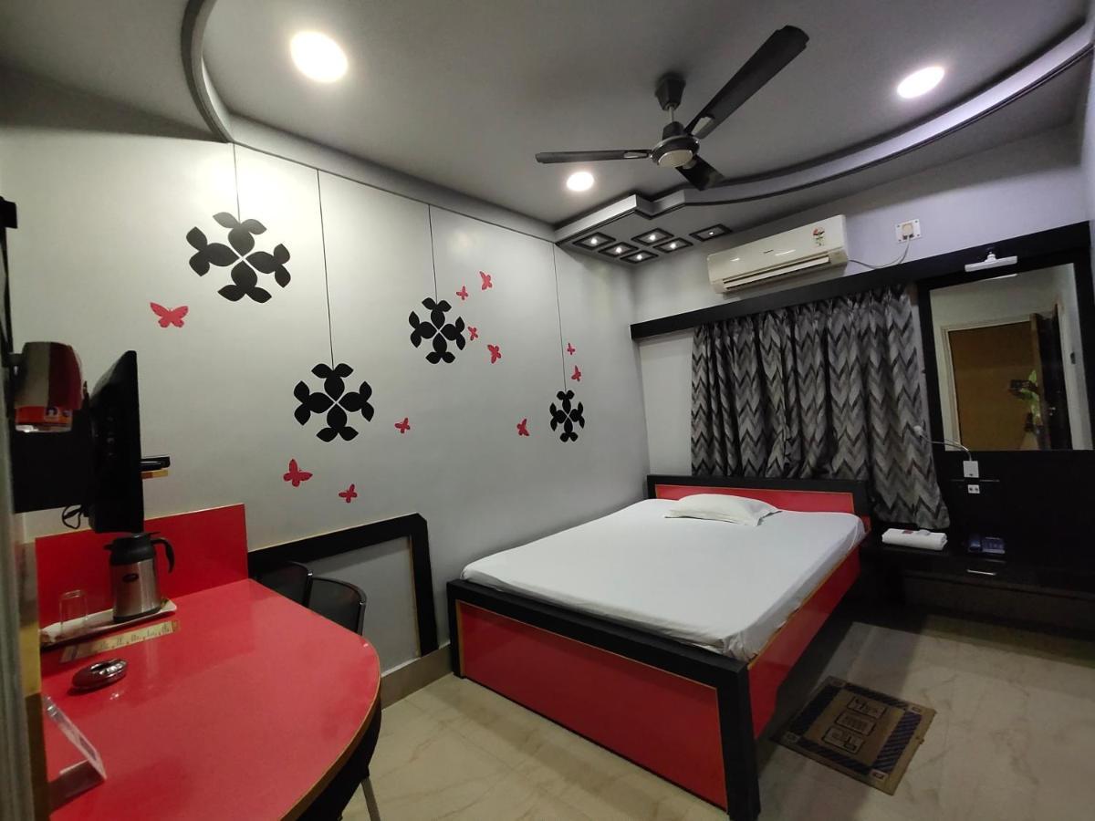 Hotel Samrat Baharampur Dış mekan fotoğraf