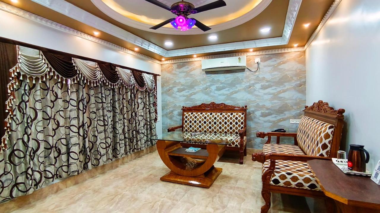 Hotel Samrat Baharampur Dış mekan fotoğraf