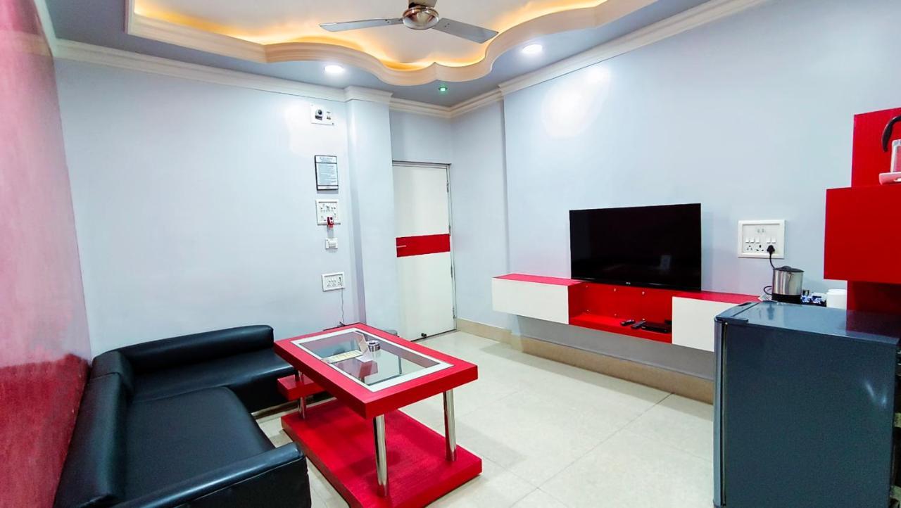 Hotel Samrat Baharampur Dış mekan fotoğraf